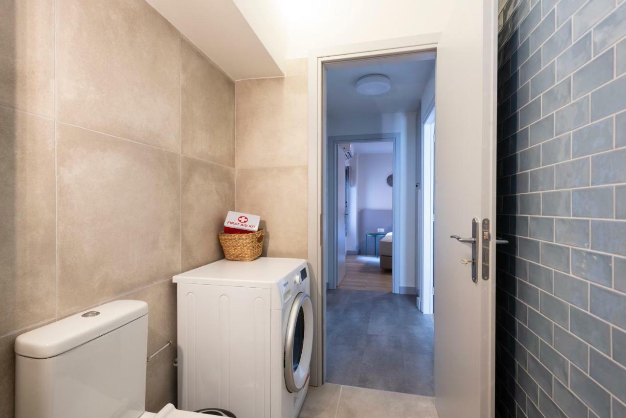 Groundfloor 2Br Apt With Smallyard Near The Heart Of Kalamáta Buitenkant foto