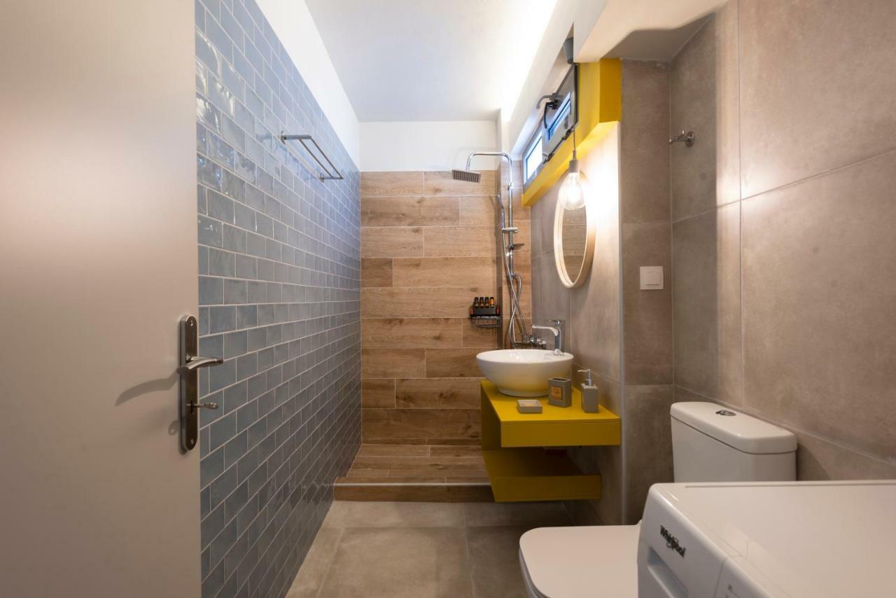Groundfloor 2Br Apt With Smallyard Near The Heart Of Kalamáta Buitenkant foto